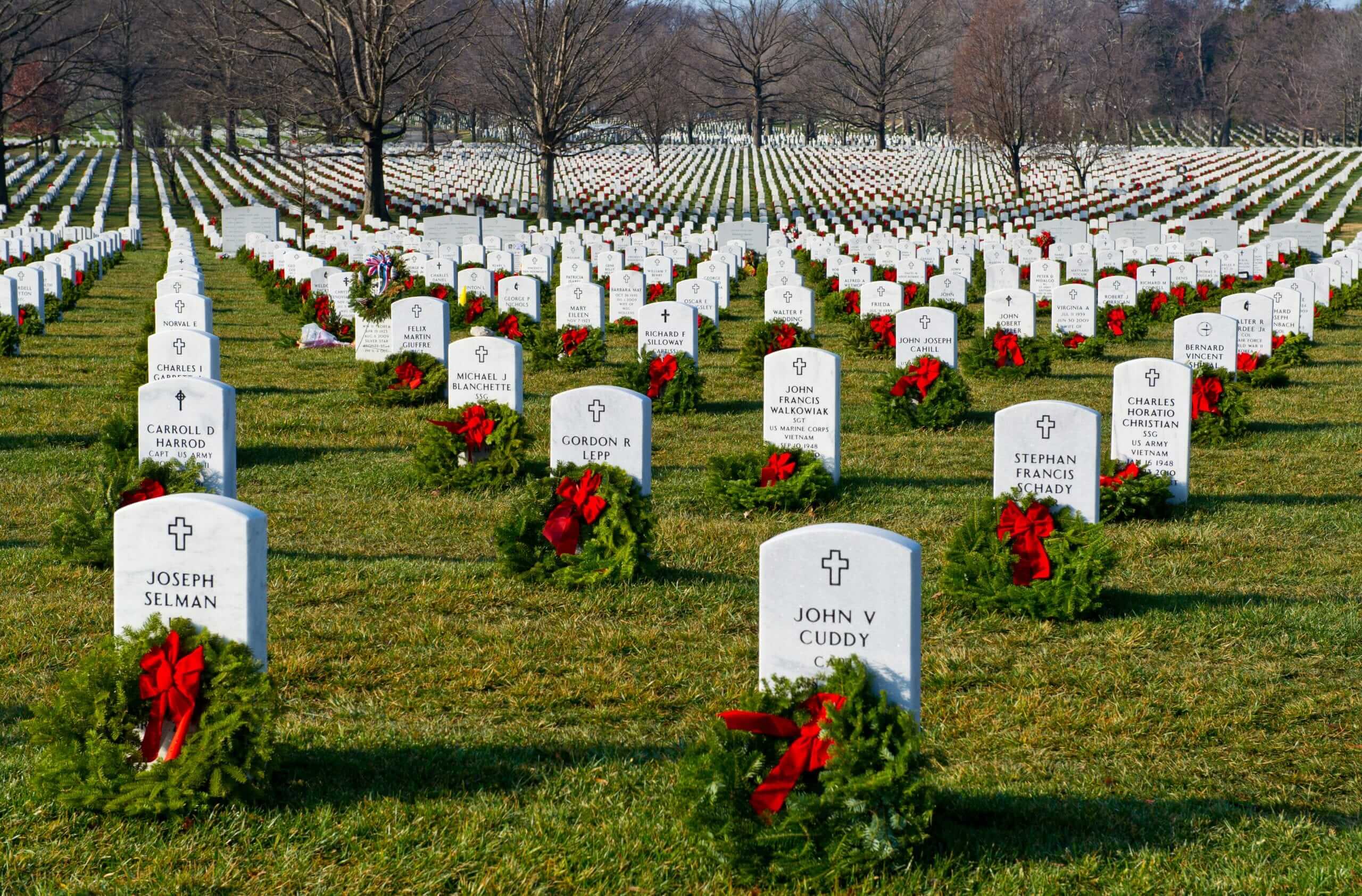 Donald Trump Reverses Cancellation of ‘Wreaths Across America’ Event ...