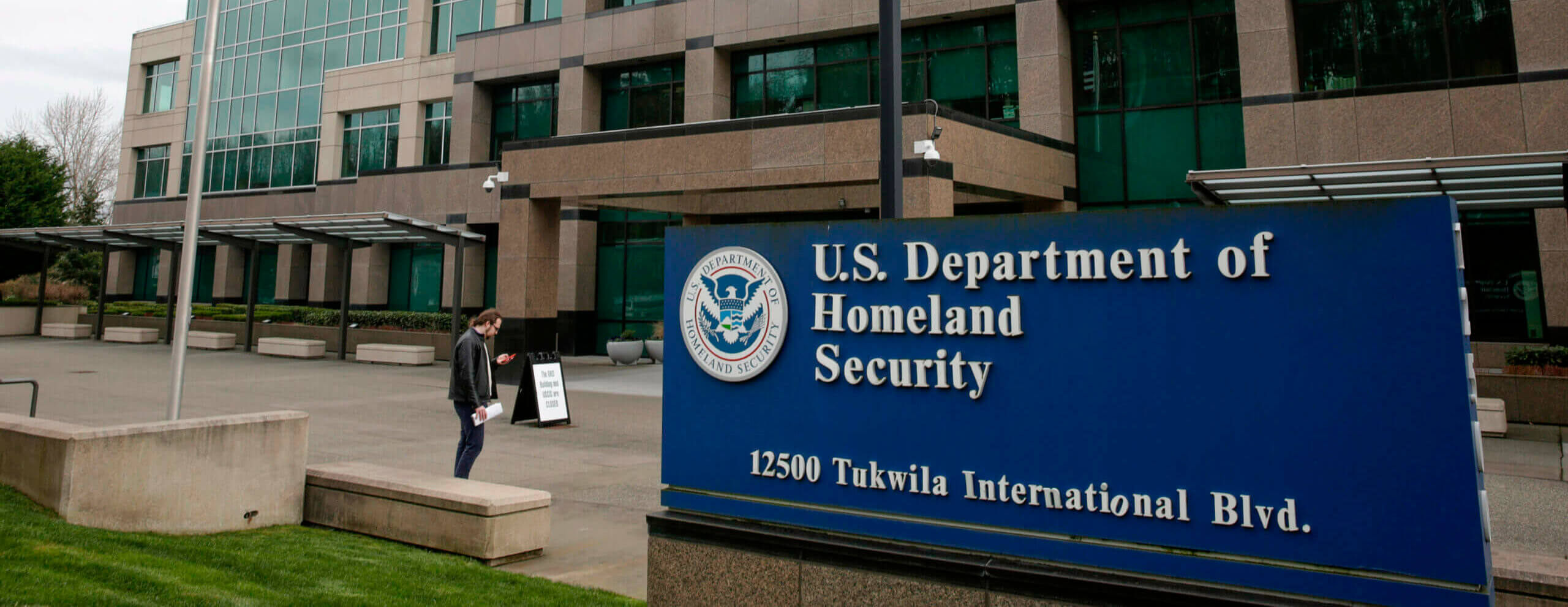 Senate Panel Attempts to Reduce DHS' Domestic Intelligence Operations
