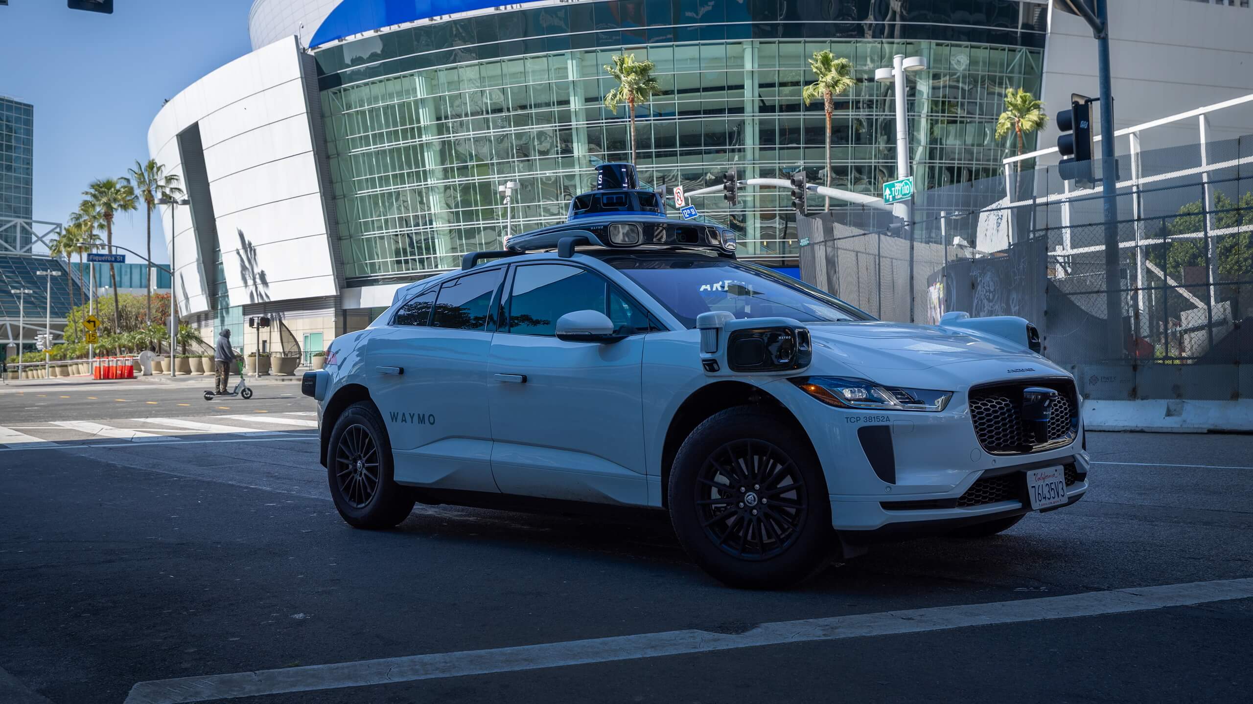 Fully Autonomous, Self-Driving Vehicles are a Dangerous Illusion